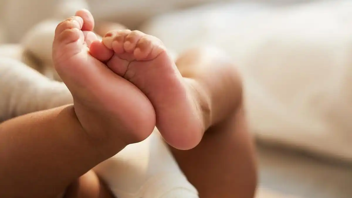 Bayi 24 Hari Dikabarkan Meninggal Setelah Diduga Diberi Telur Mentah, Ini Penjelasan Dokter