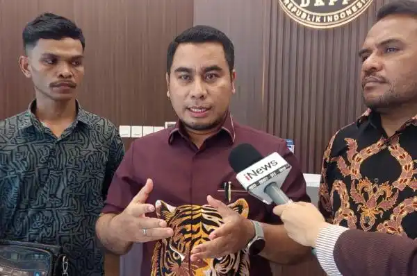 Enam Komisioner KPU Dilaporkan ke DKPP Terkait Pencalonan Gibran pada Pemilu 2024 Enam Komisioner KPU Dilaporkan ke DKPP Terkait Pencalonan Gibran pada Pemilu 2024