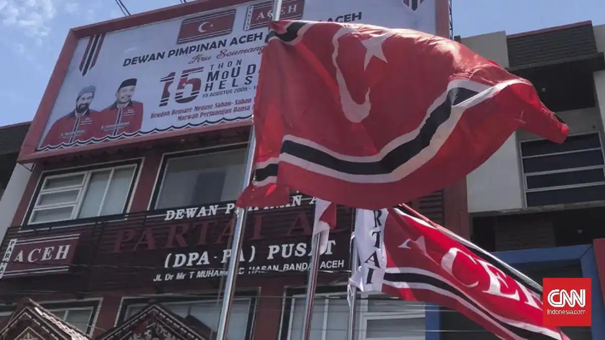 Ketegangan Pengibaran Bendera Bintang Bulan dalam Perayaan Maulid di Aceh