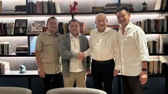Jhonlin Baratama Kuasai 30,25% Saham Bayan dengan Nilai Transaksi Rp26,09 Triliun Jhonlin Baratama Kuasai 30,25% Saham Bayan dengan Nilai Transaksi Rp26,09 Triliun