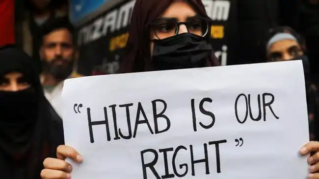 Pembatasan Hijab di Sekolah Azerbaijan Memicu Protes dan Perdebatan Kebebasan Beragama