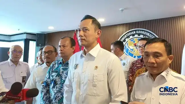 AHY Minta Pembangunan Data Center Memperhitungkan Kebutuhan Air Warga