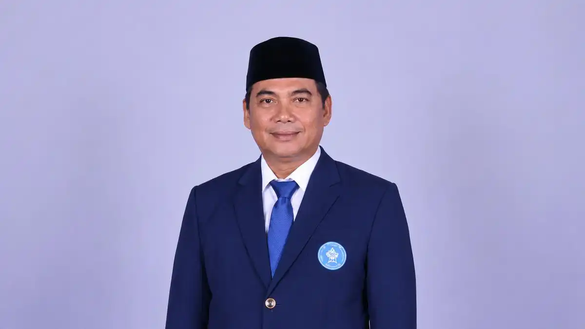 Alim Setiawan Slamet Rangkap Jabatan Wamentan dan Rektor IPB dalam Masa Transisi Alim Setiawan Slamet Rangkap Jabatan Wamentan dan Rektor IPB dalam Masa Transisi