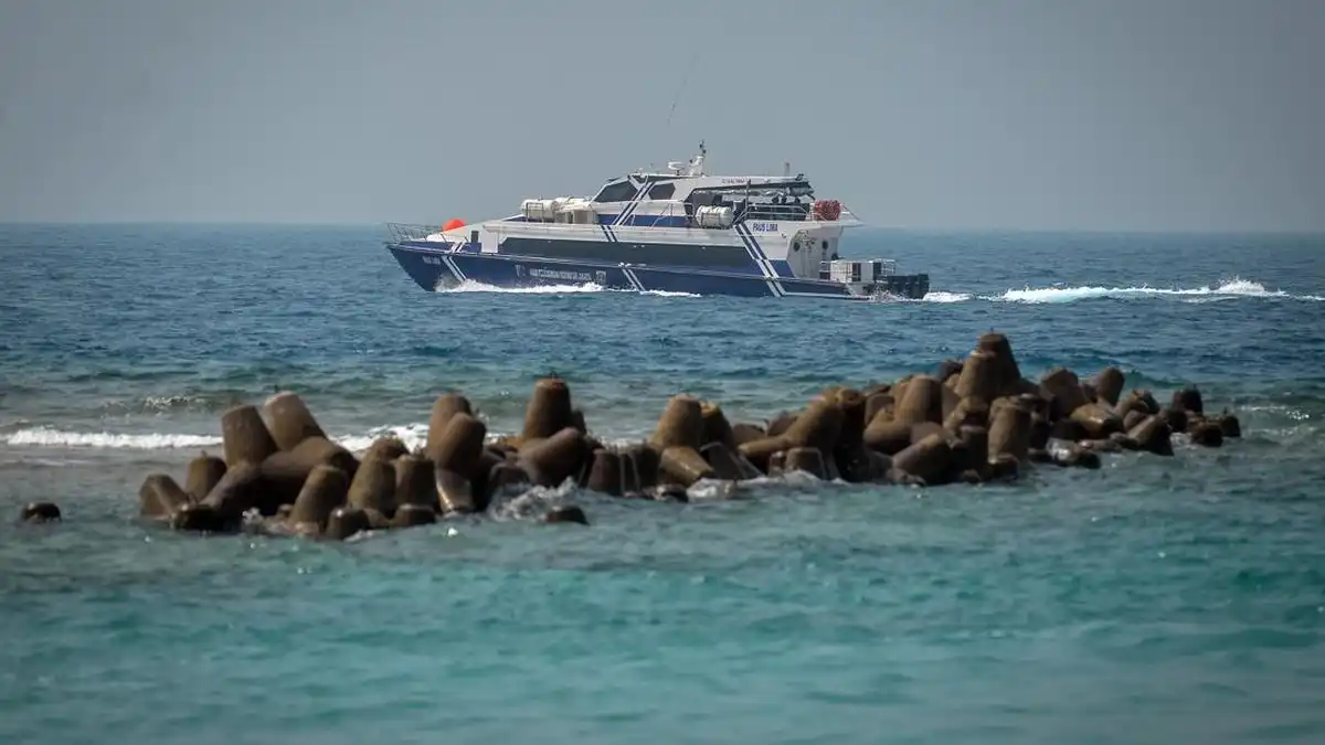 Transjakarta Laut untuk Kepulauan Seribu: Peluang Konektivitas dan Tantangan Pelaksanaan Transjakarta Laut untuk Kepulauan Seribu: Peluang Konektivitas dan Tantangan Pelaksanaan