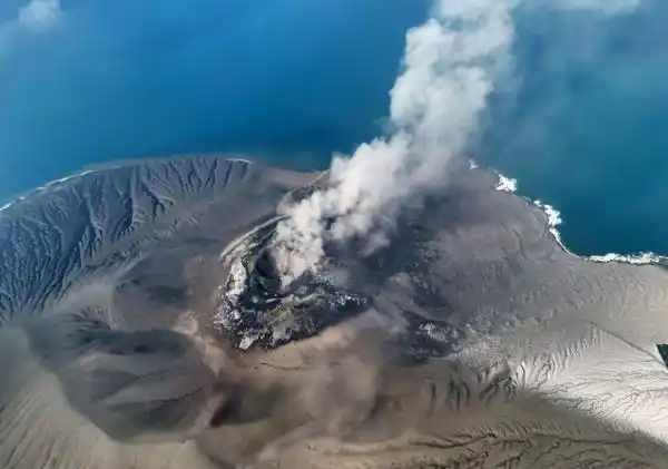 Tiga Erupsi Anak Krakatau Terjadi dalam Rentang Sembilan Menit