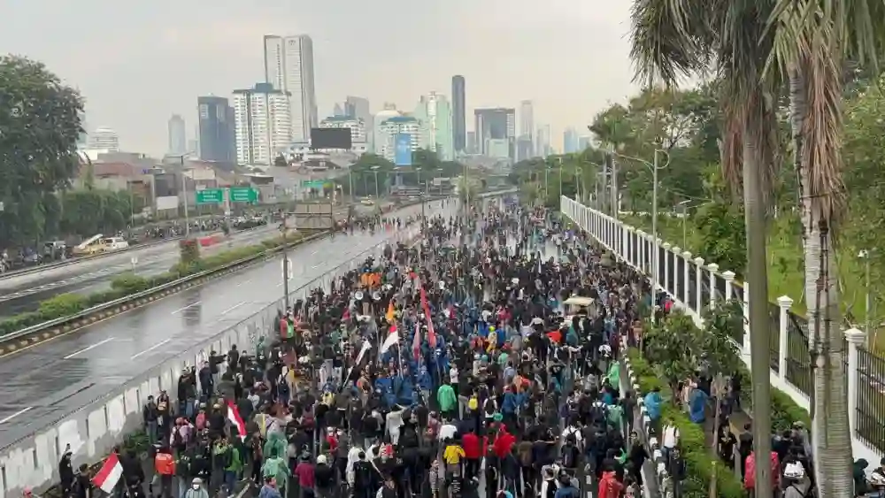 Pengamanan Unjuk Rasa di Jakarta: Ribuan Personel Disiagakan dan Lalu Lintas Diatur Situasional