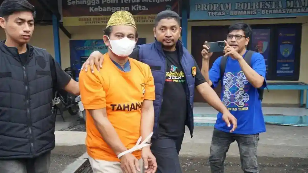 Ritual Penggandaan Uang Berujung Kehilangan Rp80 Juta di Mamuju Ritual Penggandaan Uang Berujung Kehilangan Rp80 Juta di Mamuju