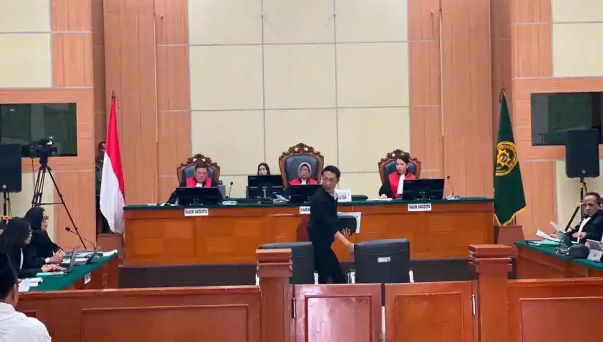 Kesaksian Dian Sandi soal Ijazah Asli Jokowi di Persidangan Dokter Tifa