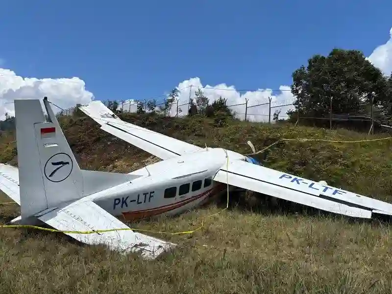 Insiden Pesawat Asian One Air Saat Mendarat di Bilorai