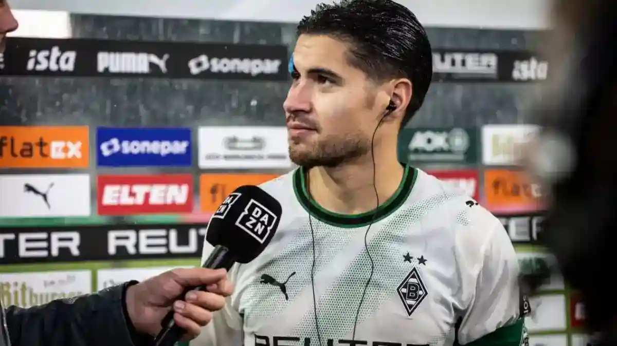 Gladbach Raih Kemenangan Perdana, Kevin Diks Absen karena Alasan Pribadi