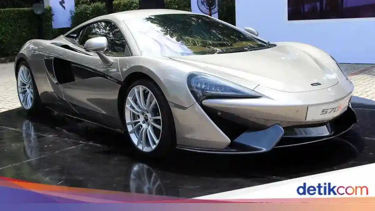 McLaren 570S Tercatat atas Nama Montir di Tangerang, Tunggakan Pajak Capai Rp137 Juta McLaren 570S Tercatat atas Nama Montir di Tangerang, Tunggakan Pajak Capai Rp137 Juta