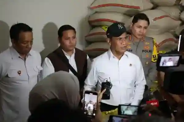 Dugaan Beras SPHP Dioplos di Jakarta Timur, Amran Serukan Sanksi Berat