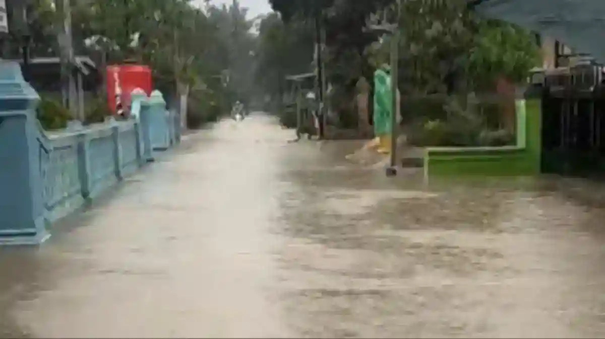 Hujan Semalaman Picu Banjir di Tiga Kecamatan Cilacap